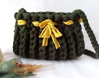 Knitted crochet bag, green crochet bag, crutch woven fabric