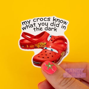 Adesivo My Crocs Know What You Did in The Dark - Adesivi Meme Laptop Bottiglia d'acqua Stick Cars UK Fallout Boy