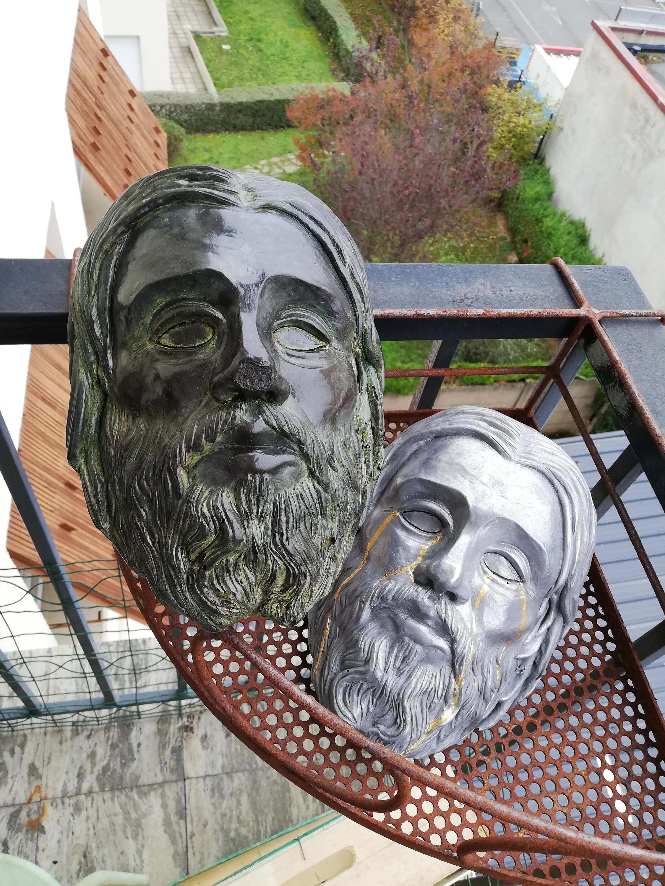 Masque Résine Poudre Métallique Mural