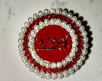 Delta Sigma Theta round pearl broach