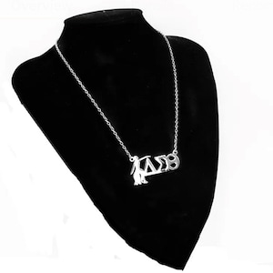 Polish stainless steel Fortitude Delta Sigma Theta 18 inch necklace.