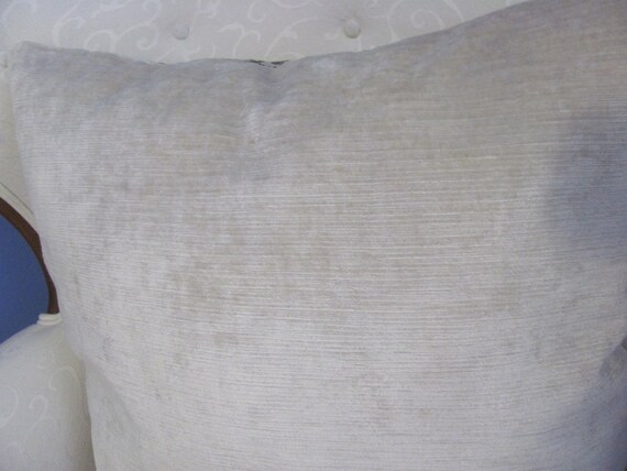 Pierre Frey 22 Heavy Ombre Linen Pillow Raymond Waites 19.5 LinenCotton Pillow