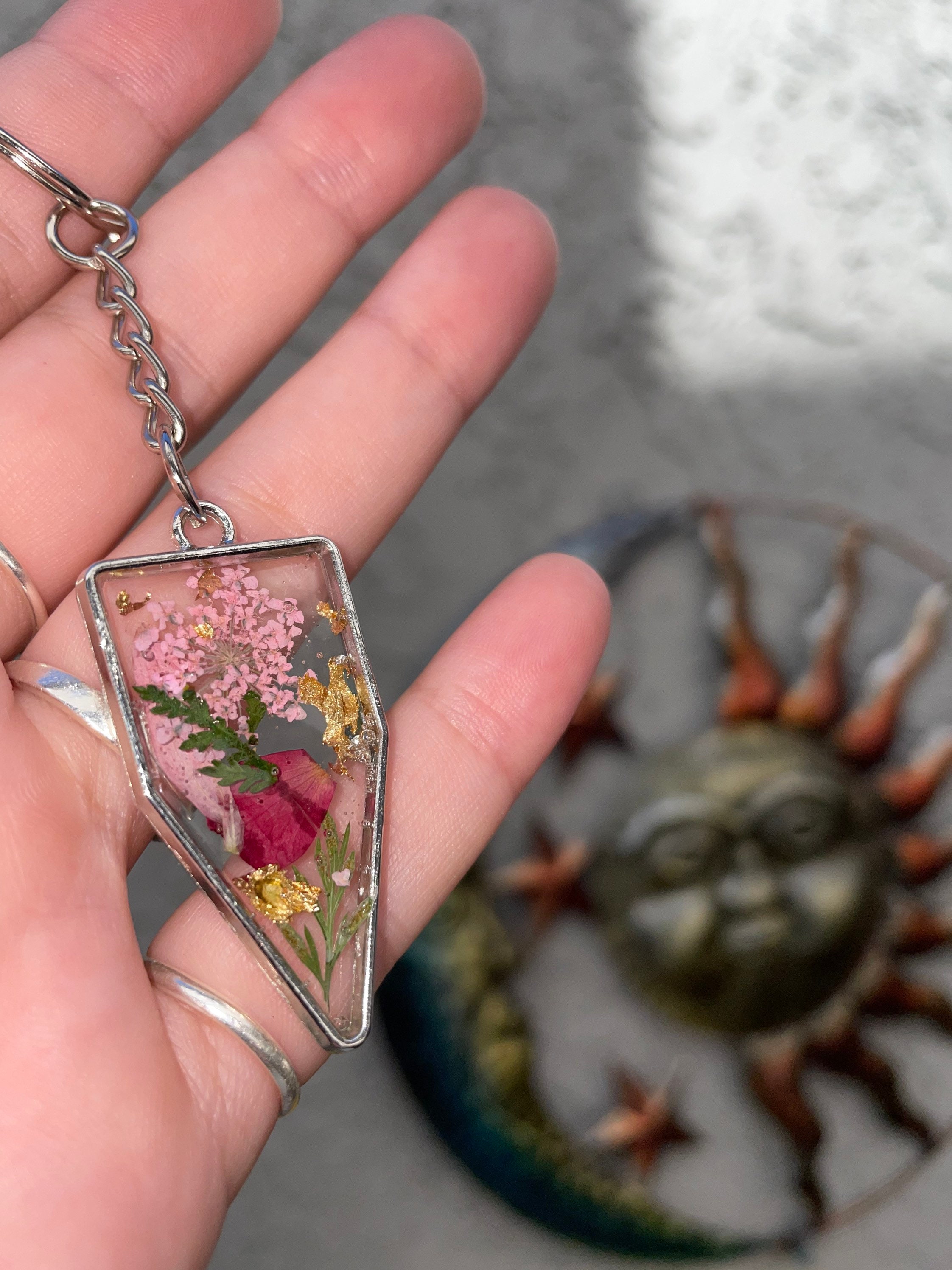 Custom pressed flower keychain Etsy