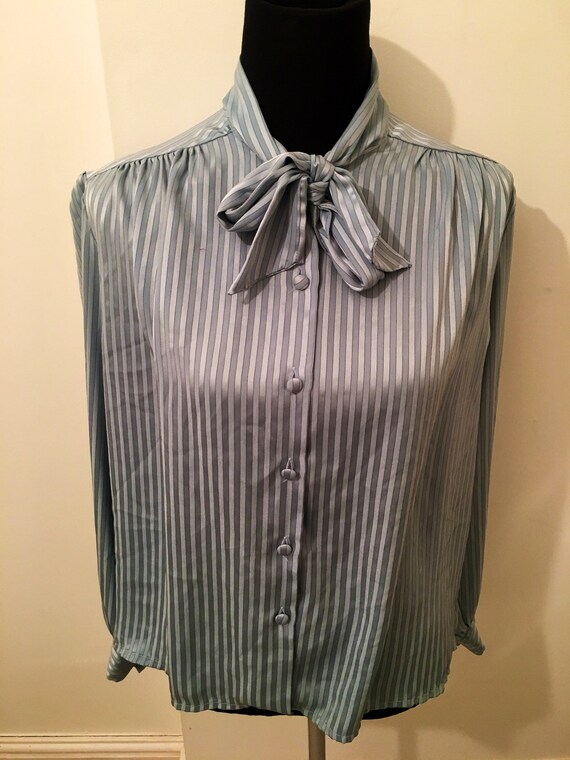 70's vintage pale blue stripe PUSSY BOW shirt - image 2