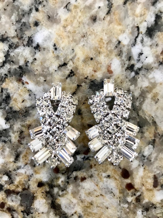 Vintage 1960 Rhinestone baguette Earrings SALE - image 2