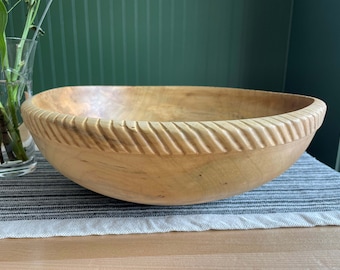 15" Maple Bowl with hand carved edge/Wooden Bowl/Wedding Gift/Salad Bowl/Fruit Bowl/Serving Bowl/Salad Server/Wood Gifts/Handmade