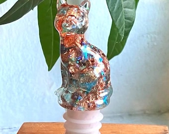 Cat Wine Bottle Stopper: Colorful Kitschy Handmade Resin Bar Accessories