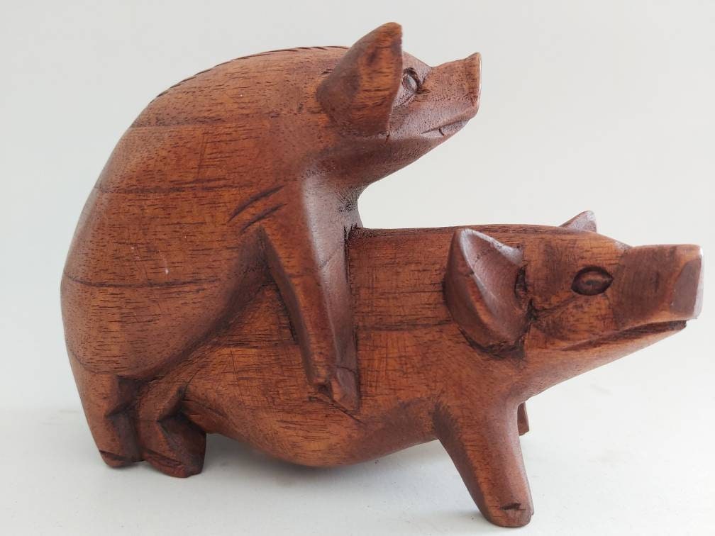 Mating Pigs / Wooden Mating Pigs / Handmade Decorative /