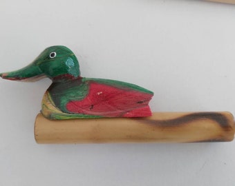 Toy music / Duck whistle / Bamboo pipe whistle.