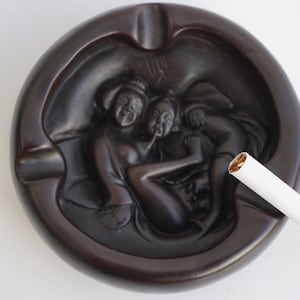 18+ Mature Couple sculpture Ash Tray / Resin Sculpture