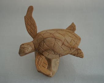 Sea Turtle Wooden Carving - Sea life, Turtle, Animal, Sea turtle