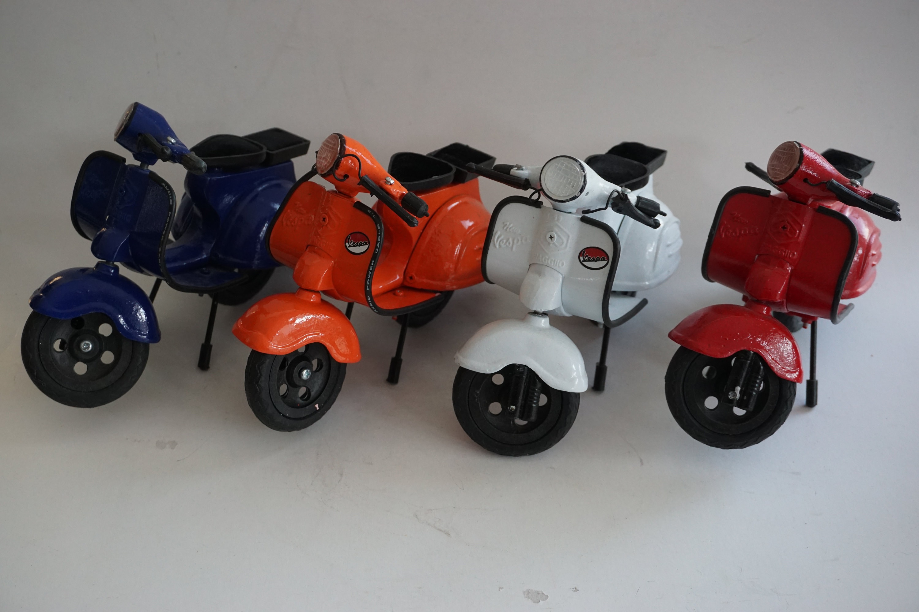 Vespa Miniature / Metal Figurine / Home Decor. 