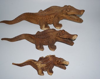 Crocodile en bois / Sculpture de crocodile / Sculpture sur bois