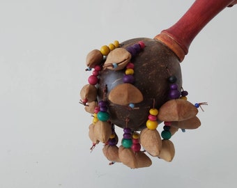 Coconut Maraca / Maraca shaker /Shaker  Nutshells / Handicraft