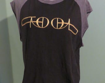 Custom-Cut Tool Band T-Shirt Fear Innoculum Raglan size L/XL