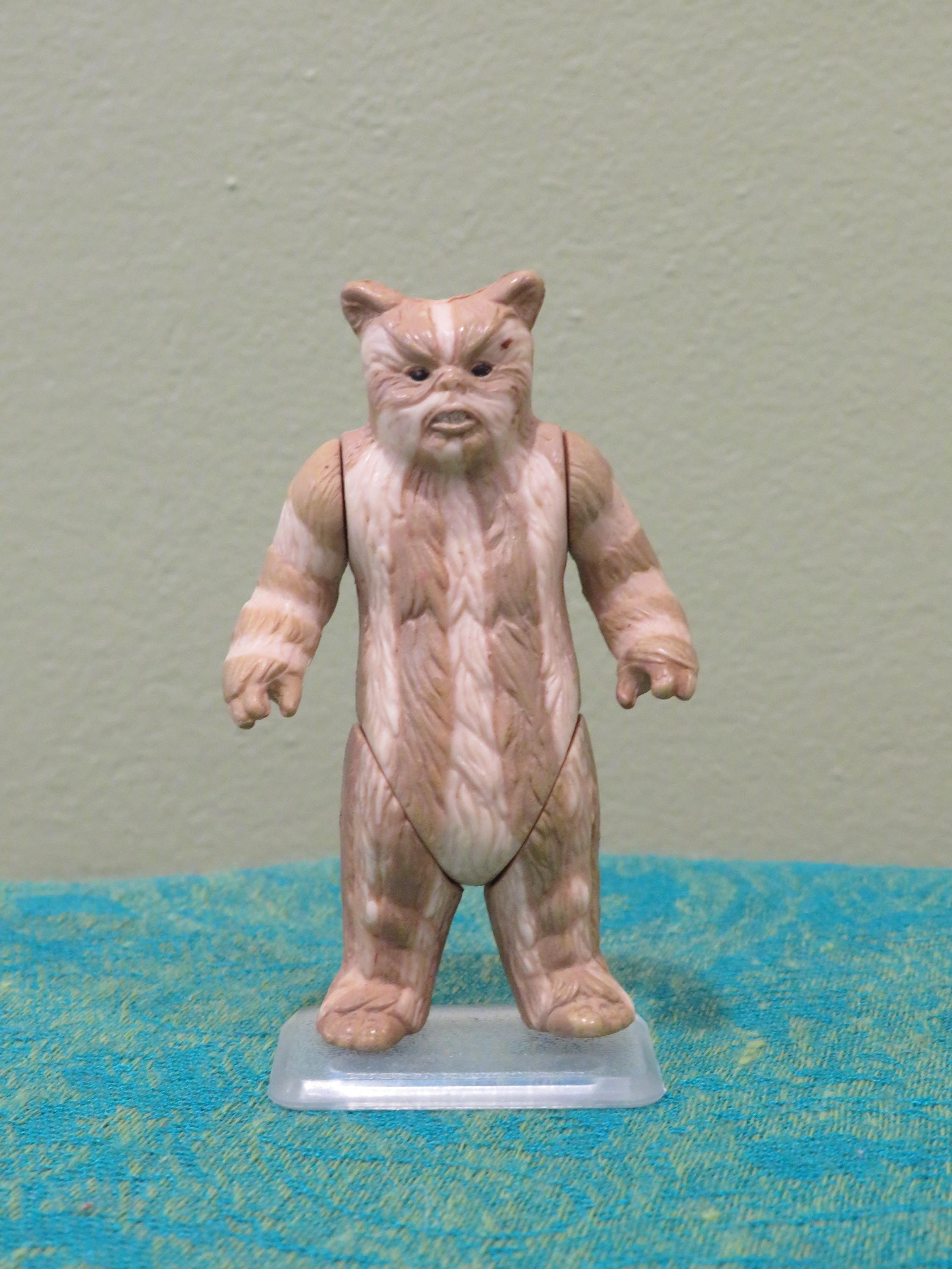 Vintage 1980's Star Wars Ewok Medicine Man Longray Figure 1:18