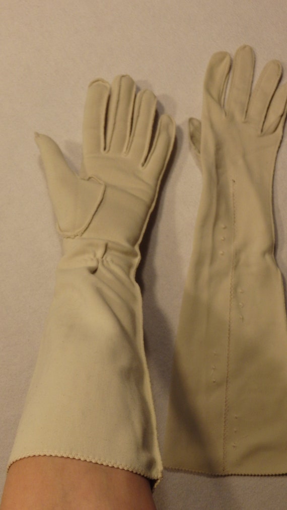 Vintage 1950's Elbow Length Gloves with Embroider… - image 7