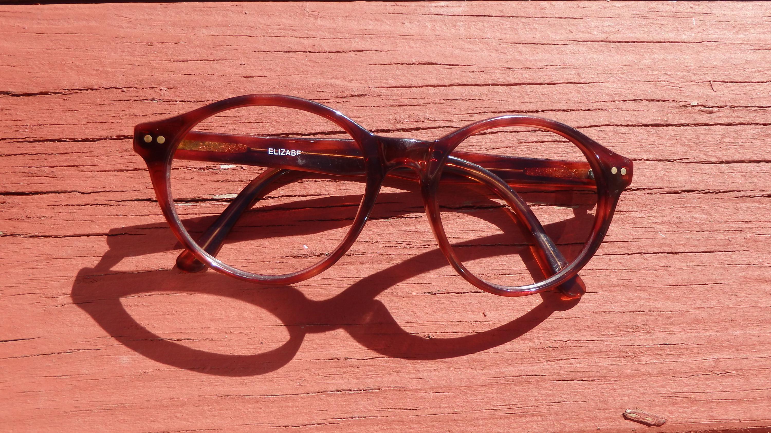 Elizabeth Arden Round‎ Eyeglasses Tortoise Gold Frame Vintage Wear Elizabeth Arden Gold Round Eyeglass Frames for sale | eBay main image 3
