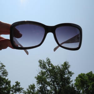 Vintage 90&#39;s Over-Sized Black & White Sunglasses