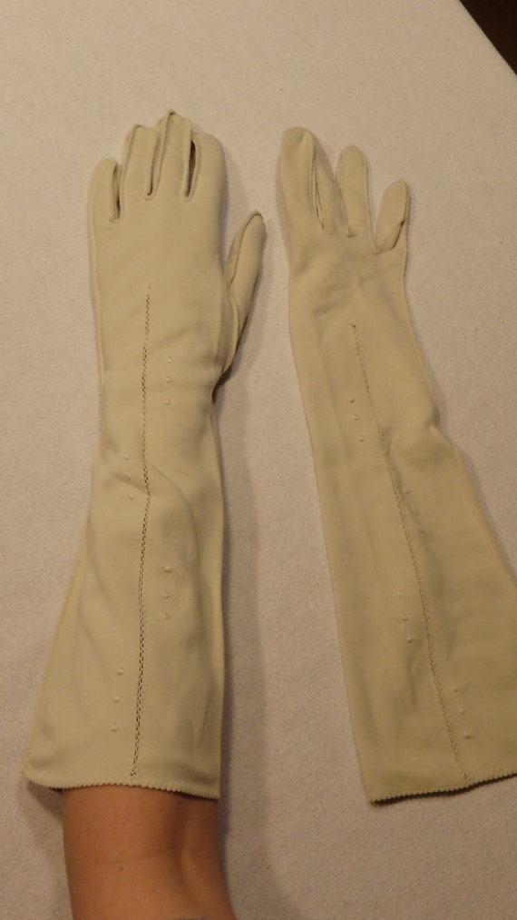 Vintage 1950's Elbow Length Gloves with Embroider… - image 2