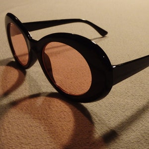 Vintage 90&#39;s Nirvana Style Pink Lens Black Frame Over-Sized Round Sunglasses