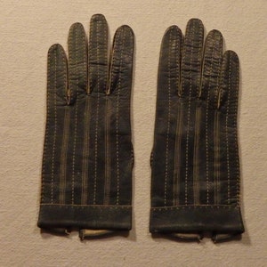 Vintage 1960&#39;s Blue Leather Driving Gloves size 6 1/4