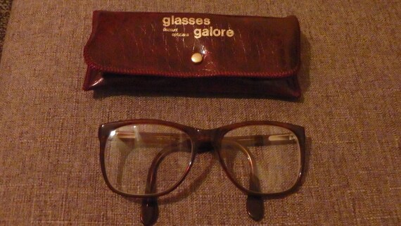 Vintage 1980's Oleg Cassini Chocolate Eyeglasses … - image 3