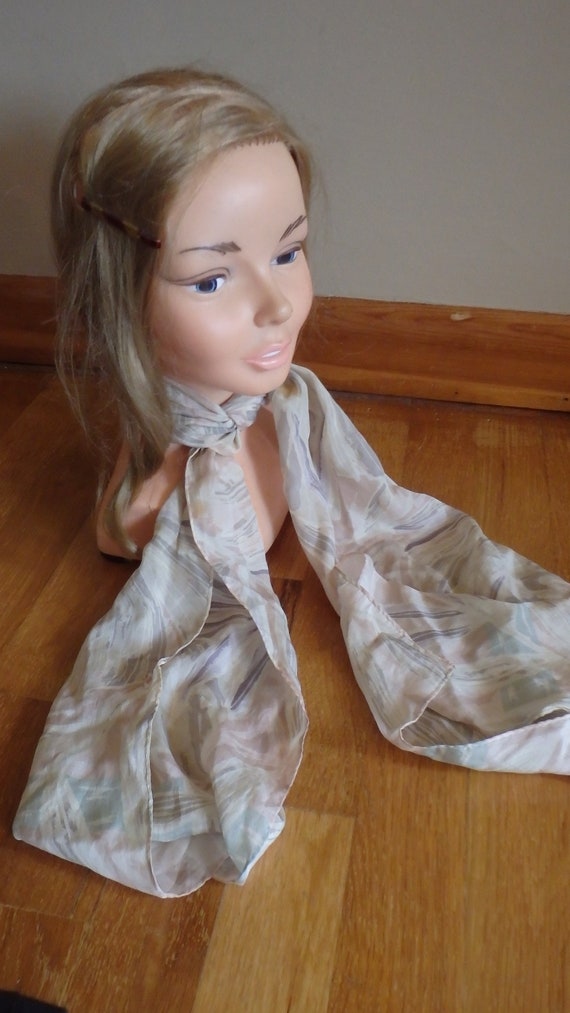 Vintage 1980's Liz Claiborne Tan Scarf - image 3