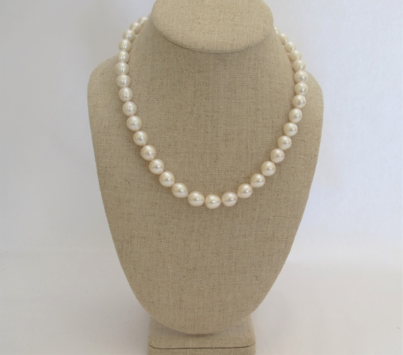 White Cultured Freshwater Pearl Bridal Toggle Necklace with Bali Beads White Cultured Freshwater Pearl Bridal Toggle Necklace with Bali Beads