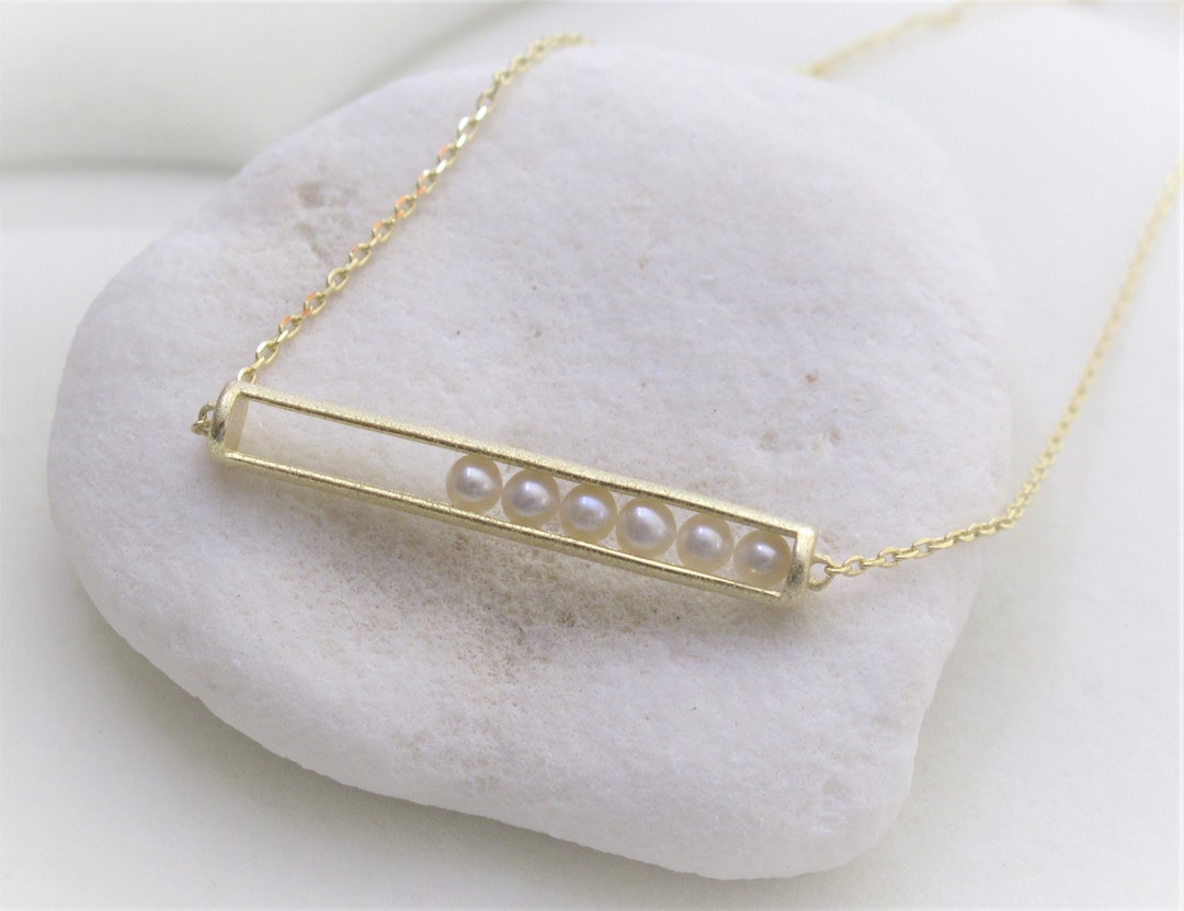 Natural White Freshwater Pearl Necklace W/925 Sterling Gold