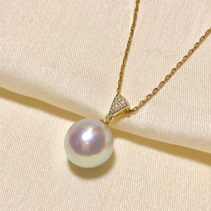 Sterling Silver Triangle Pendant Setting: Cubic Zirconia, Half Drilled Pearl Bead