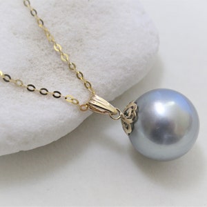 13mm Gray Tahitian Pearl Pendant: 18K Yellow Gold, Large Genuine Pearl