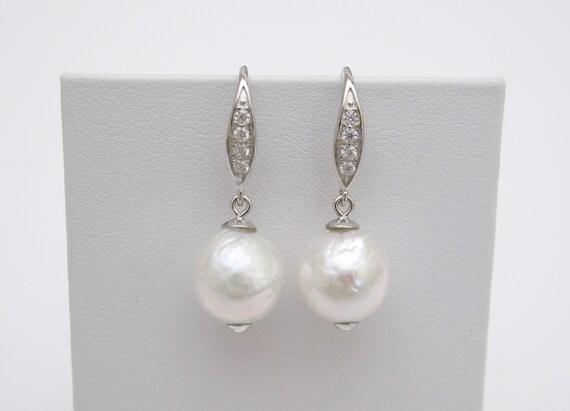 Natural White Baroque Pearl Dangle Earring in 925 Sterling