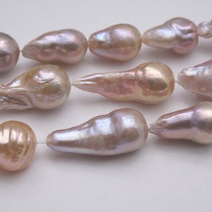 8-9 x 10-20mm Rare Natural Pink Freshwater Teardrop Baroque Pearl Strand: Genuine Natural Color Long Teardrop Pink Baroque Pearls (1064-BQ)