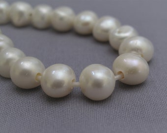 White Freshwater Pearl Strand: Potato Nugget Beads (8.5-9mm) (685B-LH)