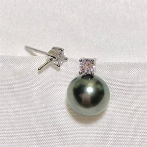 925 SterlingSilver Stud Earring Setting w/4mm CubicZirconia for Half Drilled Pearls Beads,DIY Earring Findings,Silver Earring Mounts(EF-473)