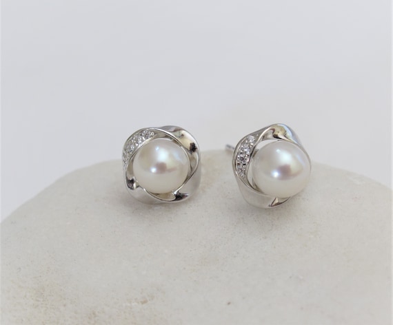 Small White Cultured Freshwater Pearl Stud Post Sterling Silver Earrings Small White Cultured Freshwater Pearl Stud Post Sterling Silver Earrings