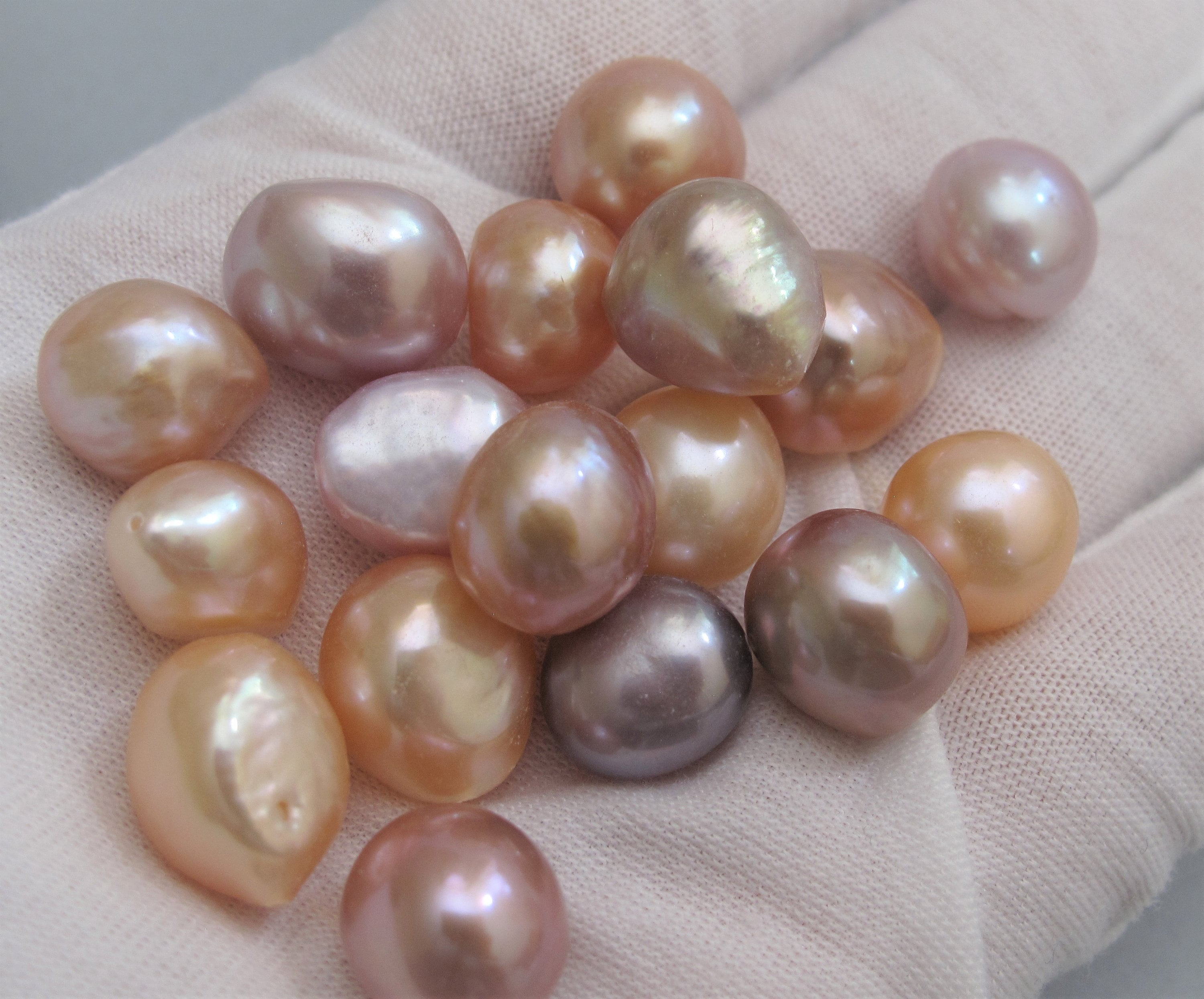 【HYERES LOR】24SS★ BR(W) Ball Pearl & Carnelian Beads NC 11-12mm High Luster Natural Color Baroque Nugget Pearls, 0.8