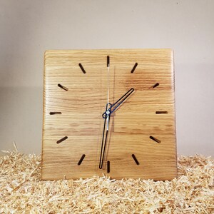 Oak tree wall clock STRIPAINITIS