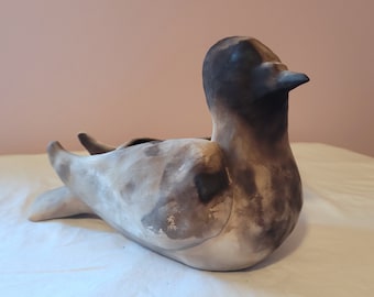 Ceramic pigeon planter sculpture slipcast porcelain handmade: Salt