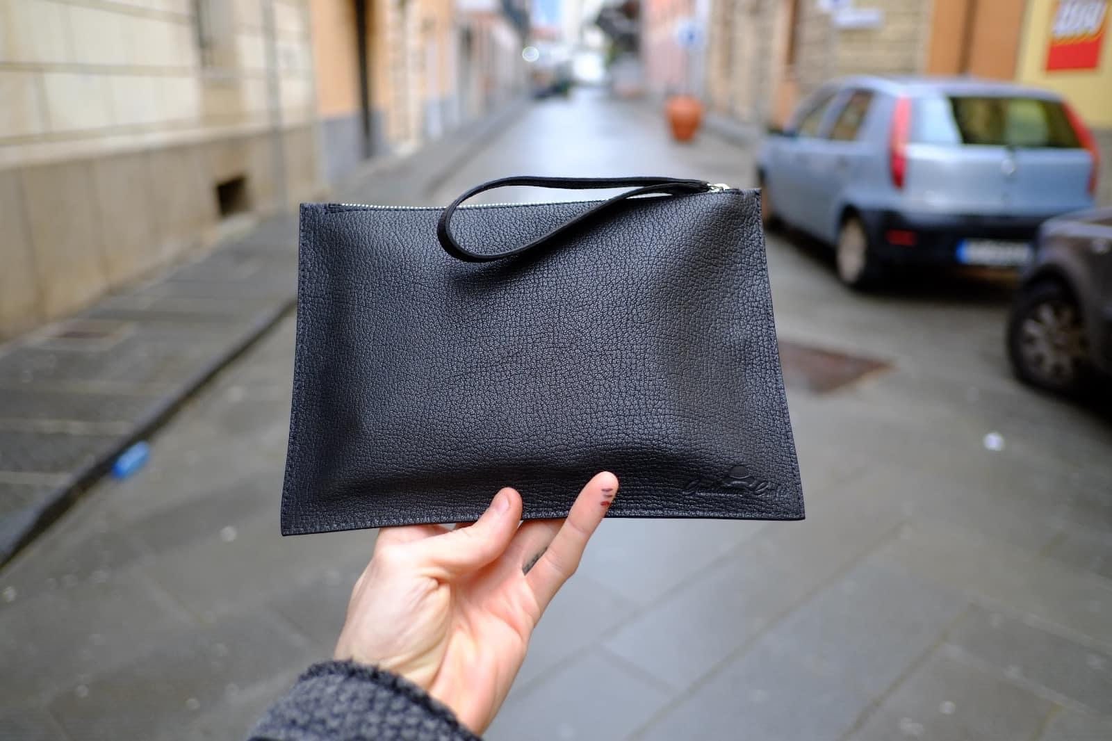 Pochette for Man 