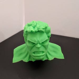 Hulk Bust, Hulk Smash, Hulk Cake Topper, Avengers Hulk, Bruce Banner, Hulk Birthday Party, Avengers Gift, Home Decor, Hulk Inspired