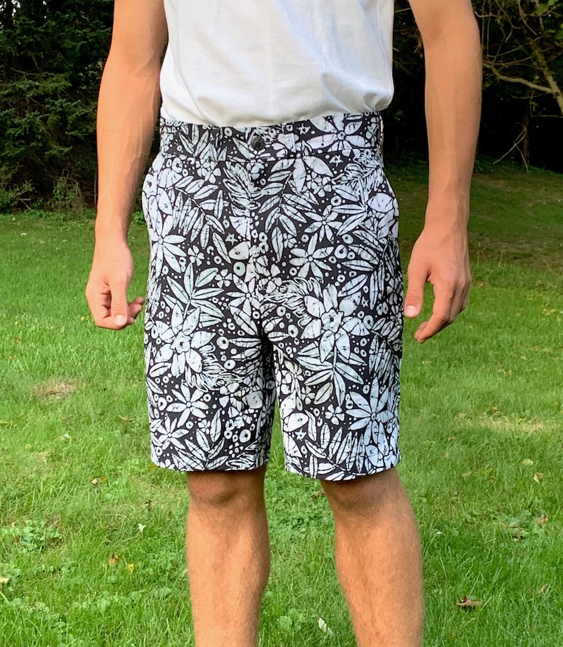 SALE - Batik Print Men's Golf Shorts - Etsy