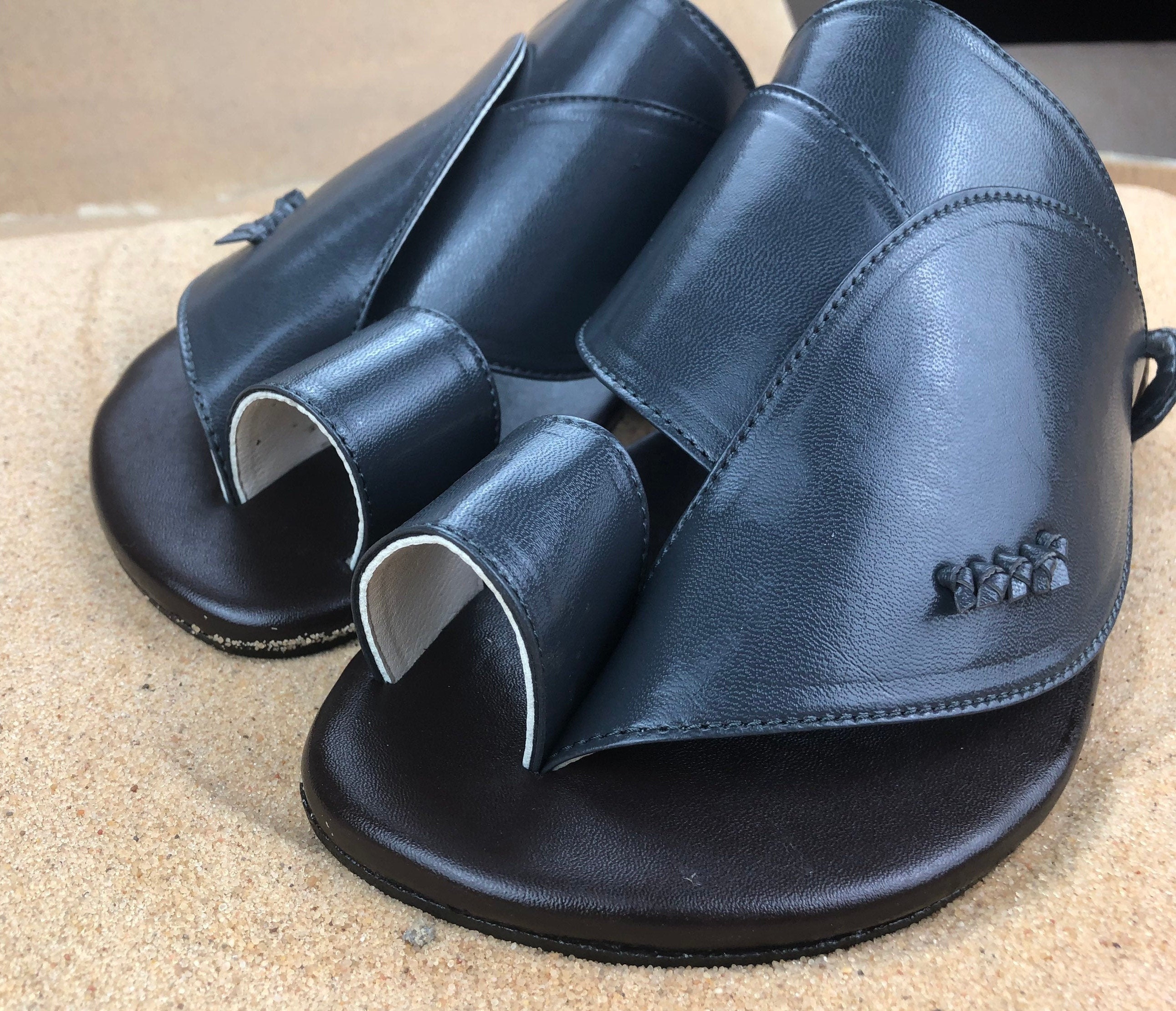 Men's vegan leather sandals SandCruisers Traditional | Etsy