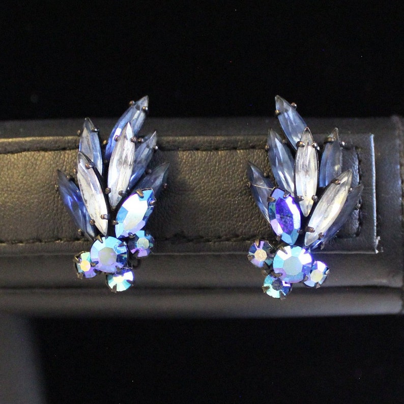Vintage Regency Japanned Blue Navette Parure