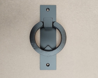 Schwarzer Türklopfer aus Stahl – Modernes minimalistisches Industrie-Design