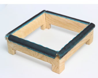 Punch Needle Wooden Frame with Gripper Strip for rug hooking / punch needle 10"x10", Gripper Frame, Rug Hooking Frame, Frame with Gripper