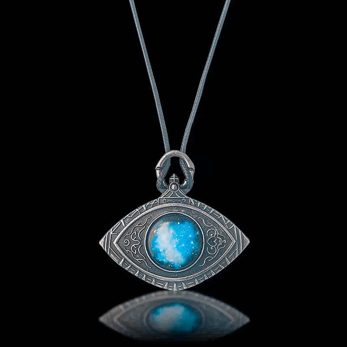 Bloodborne Cosmic Eye Watcher Badge Necklace Etsy