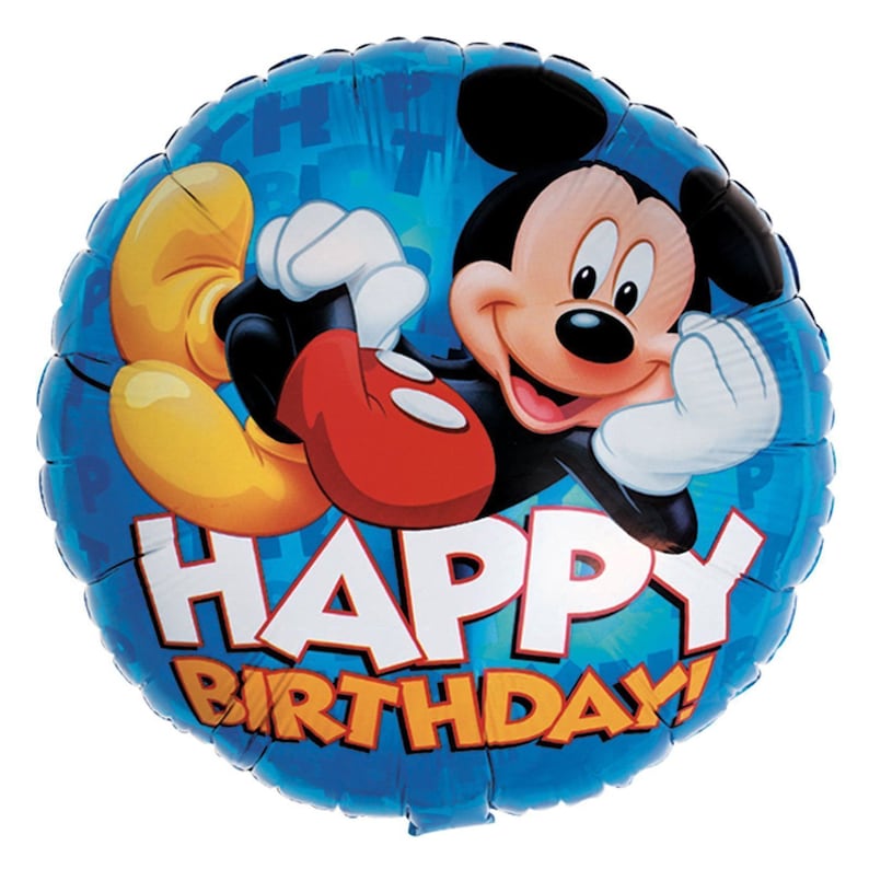 Puede incluir: Un globo azul y amarillo de Mickey Mouse con el texto "Happy Birthday!" impreso en &eacute;l.