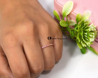 Anello a fascia in argento 925 con rubini incastonati, anello eternity completo placcato con rubini, anello a fascia con rubini e pietre preziose, anello eternity con smeraldi, anello eternity completo